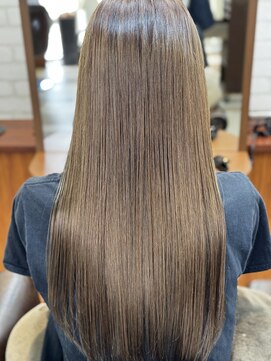 ヘアケアアンドヘアデザイン リベール(L:belle) うる髪ベージュブラウンカラー