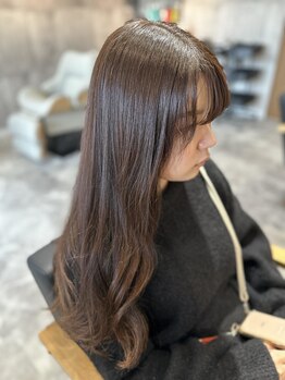 《丁寧なカウンセリングが魅力》髪質・骨格・雰囲気を見極めて、ピッタリの似合わせスタイルをご提案！