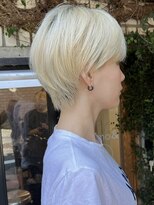 ディモアンド 表参道(Dimo&) xカット/イメチェン/ホワイトブロンド/外ハネボブ/美髪