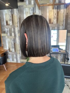 ソウソウヘアースタジオ(so/so hair studio) ハイライトボブ
