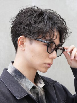フィフス(fifth) 緩め波巻きスパイラルパーマシャドウパーマメンズセンターパート