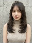 顔周りシャギーカット黒髪グレージュ小顔レイヤーロング20代P2