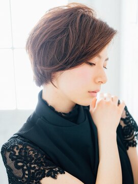 ラクシス 新都心店(Luxis) 【Luxis 小笠原美香】抜け感ショート