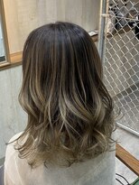 フラミンゴ ヘアデザイン&nbsp;エアタッチ（グレージュ）