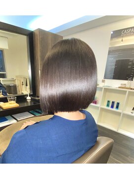 アールサロンプラスキャスパ 自由が丘(Rrsalon+CASPA) ツヤボブ/切りっぱなしボブ/ミニボブ/顎ラインボブ/髪質改善Tr