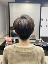 ハルキ ミナト ジャパン オオサカ(HARUKI MINATO japan OSAKA)&nbsp;40代50代小顔似合わせカットくびレイヤーエモージュ大人可愛い