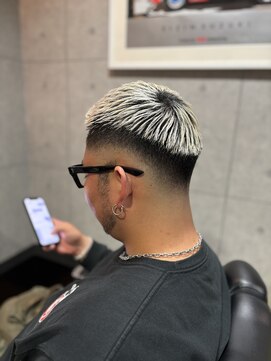 グロウヘアワークス(grow hair works) 大人なスキンフェード