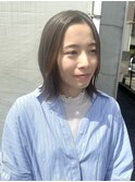 【ミディアムボブ×ウォームブラウン】
