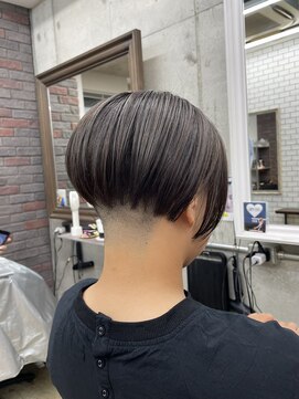ブリッツバイレボ 船橋(BLITZ by REVO) 刈り上げハンサムショート