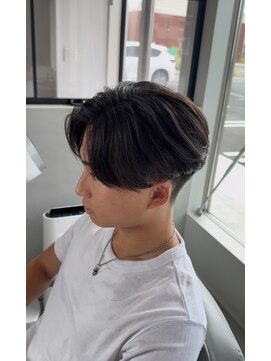 ホワイト(WHITE) ニュアンスパーマ/カルマパーマ/メンズパーマ