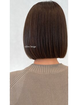 ヘアスペース リズム グリーン(Hair space Rizm green) 切りっぱなしボブ