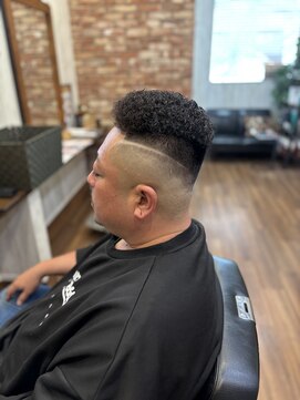 ライズヘアー(RISE HAIR) スキンフェード＋アフロ