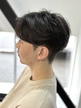 ニアウ 高崎店(Niau) ニュアンスパーマセンターパートメンズ群馬高崎眉毛韓国