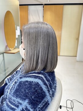 ハウオリ 金沢駅西店(Hau'oli) 白髪ぼかし/白髪ぼかしハイライト/脱白髪染め/白髪染め/透明感