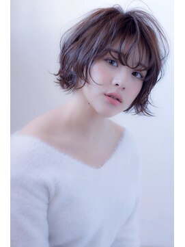 エルフォ(elfo) 【elfo】大きめパーマがトレンド！暗髪ショートのイメチェンヘア