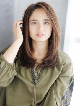 ヘアメイク ナル(hair make nalu) かきあげバングのナチュラルストレート