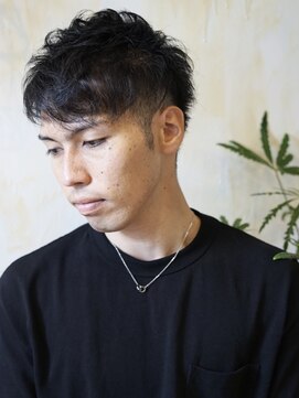 ヘアーアンドメイク キノトロープ(H&M KINOTOLOPE) ブルーブラック/ スペインカール【 本郷/ 春日】