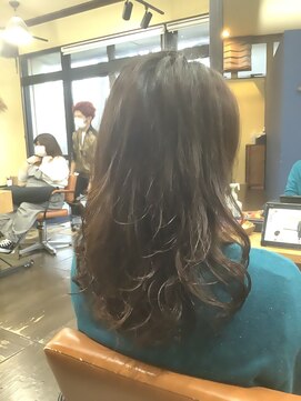 ワラティク(WARATI C) レイヤーフワフワパーマ