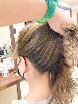 アッシュ 下丸子店(Ash) 髪を束ねるとカワイイ【えりあしハイライト】