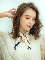 ロンドアベニール 北千住(Lond avenir)&nbsp;おしゃれ感たっぷりミディアムウェーブスタイル