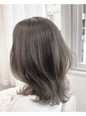 外ハネハイライト☆シルバーベージュ