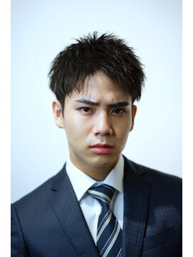 ゴールドシブヤ(GOALD SHIBUYA) スーツでもカッコよく