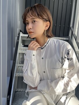 ロンドプロフィール 浦和(Lond profil) 中川陽南子【前髪カットレイヤーミディ韓国風外ハネ白髪ぼかし】