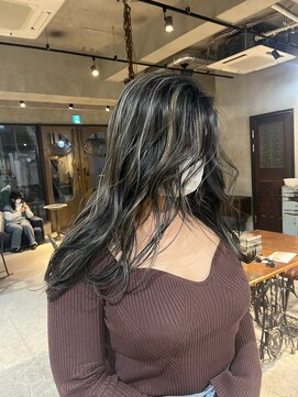 ロジッタ(ROJITHA) 【ROJITHA原宿表参道】外国人風ハイライト×シルバーグレージュ