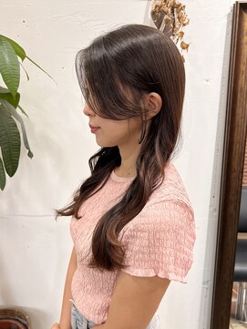 ヴィップルーム(viproom) シースルバングマッシュショートレイヤーカットふんわりミディ