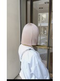 ホワイト