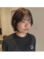 イブー(hibou)&nbsp;切りっぱなしボブ くびれアレンジ