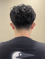 ザメンバイリオス(THE MEN. BY LIOS)&nbsp;短髪ツーブロック×ツイストパーマ