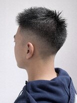 キリ 逗子(kiri) 逗子葉山メンズカットスキンフェードカットメンズパーマ眉毛Y134