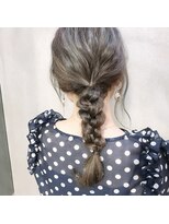 ミント(mint) ワンテールアレンジ×グレージュカラー