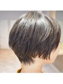 大人シンプルなショートボブ