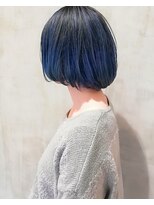 イル(ill)&nbsp;ボブ 大須  ブルー グラデーション