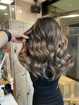 ラフ(LAFF) #黒髪#ボブルフ#ネビージュ#小顔#ワンレン