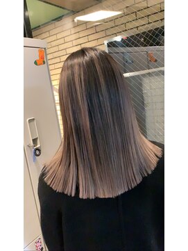 ラフ 難波店(LAFF) #黒髪#ボブルフ#ネビージュ#小顔#ワンレン