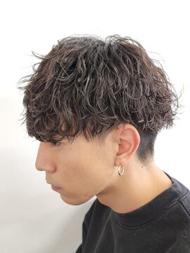 フィフス 原宿(fifth) 波巻きスパイラルパーマメンズ刈り上げマッシュツイストパーマ