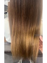 エルパライソ リフォ(Elparaiso Reff)&nbsp;縮毛矯正、ブリーチしてる髪の毛でも…