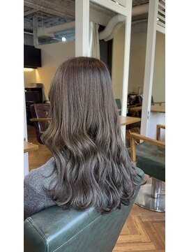 アウマクア(Aumakua) ミルクティーグレージュ