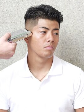 にもう メンズ髪質改善ができる理容室/n