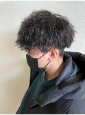ツイストスパイラル波巻きパーマツーブロックメンズマッシュ