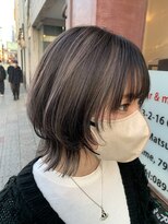 ボアップ(boappu)&nbsp;イルミナカラーで作るハイライトアッシュ