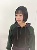 黒髪ぱつっとボブ