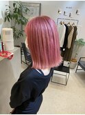 ピンクベージュ ピンクカラー 切りっぱなし ベルボブ ボブ