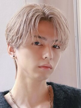 オーシャントーキョー サニー 原宿(OCEAN TOKYO Sunny) 韓国フェザーパーマニュアンスパーマセンターパートショート