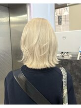 ホワイト 梅田(white) ホワイトブロンド