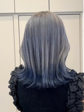 シエ バイ ケンジ 湘南台(sie by KENJE) シルバーベースにネイビーのエンドカラー♪