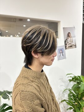 メンズのアンブレラカラー！カットはセンターパートウルフに！